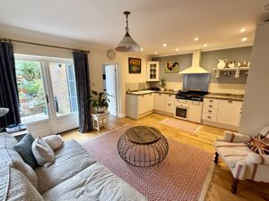 Photo 4- click for photo gallery